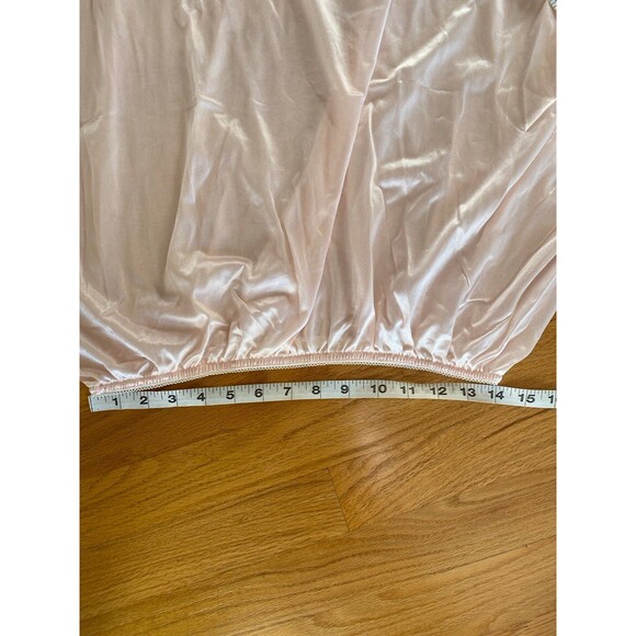 Vintage 1/2 Peachy Pink Pale Skirt Slip Lace Edge - Picture 5 of 7